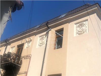 Vanzare apartament 4 camere, 2 bai, in vila renovata integral Unirii