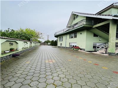 Casa individuala de inchiriat cu 8 camere in zona Piata Cluj din Sibiu