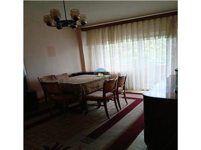 Apartament de vanzare cu 3 camere decomandat, Zorilor Cluj Napoca