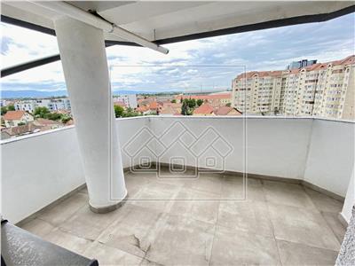 Apartament cu o camera  utilat, mobilat Mihai Viteazu, terasa 15 mp