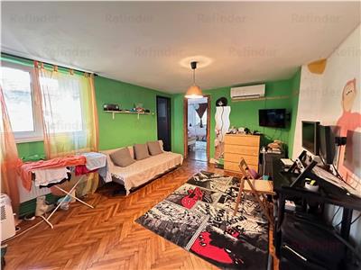Vanzare apartament 2 camere in vila| Titulescu - Pasaj Basarab | centrala termica |
