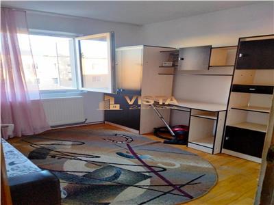 Apartament renovat cu 2 camere in cartierul Florilor, Brasov