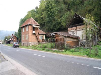 Casa traditionala in Sat Zdrapti, Comuna Ciscior, Judetul Hunedoara.EXCLUSIV  comision 0