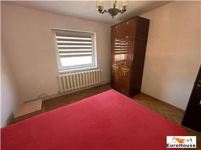 Apartament cu 3 camere foste proprietati de vanzare in Alba Iulia