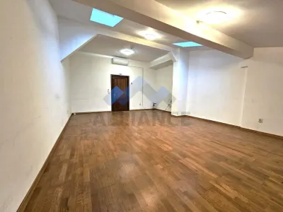 Spatiu pentru birou, Stefan cel Mare, Casa Cartii - Iasi