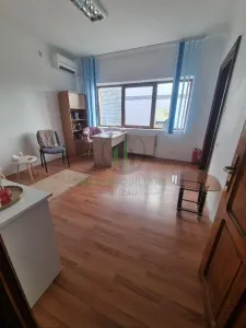 Spatiu birou Zona Centru-vedere platou ! - Buzau