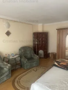 ULTRACENTRALA Casa 3 camere, toate utilitatile, teren 200 mp - Braila