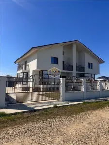 Casa tip duplex cu 4 camere - 140 mp utili | Teren 500 mp | Odoreului - Satu Mare