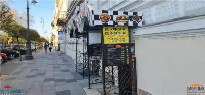 Spatiu pe Revolutiei linga Primarie - Arad