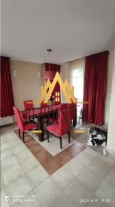 CASA CU ETAJ - LEBADA - Botosani
