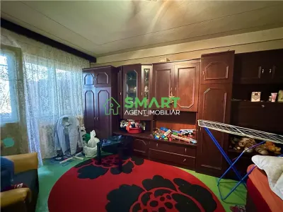 Apartament 2 camere , decomandat. Zona Aurel Vlaicu, Arad - Arad