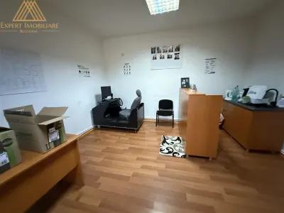 Spatiu birouri de vanzare - foto 12