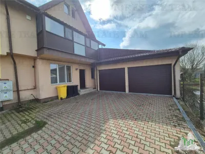 Casa 274mp cu panouri solare/garaj in Ciorogarla (se accepta schimburi) - Ciorogarla