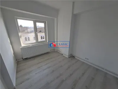 Vanzare apartament 4 camere pentru locuit sau sediu firma, birouri Centru, Cluj-Napoca - Cluj-Napoca