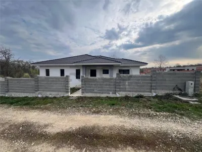 RECO Casa individuala 4 camere, zona Salabagiu de Munte, teren 616 mp - Paleu