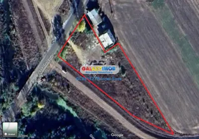 Teren intravilan pretabil spatiu comercial Videle 4500mp 50m deschide - Videle