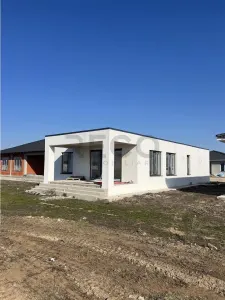 RECO Vila în stil mediteranean cu 4 CAMERE SANTANDREI - Santandrei