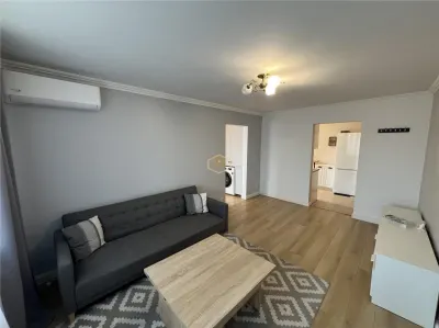 Carpati I | Apartament cochet cu balcon | Aleea Postavaru - Satu Mare