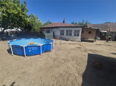 Teren 1150 mp Cazasu deschidere 22 m + casa batraneasca - Cazasu