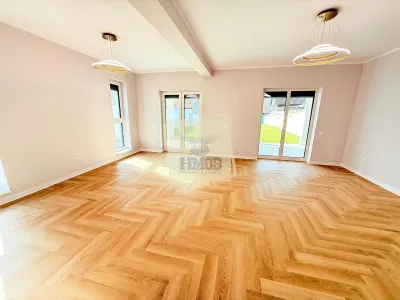 Casa moderna la cheie 4 camere 3 bai si 644 mp teren Selimbar - Selimbar