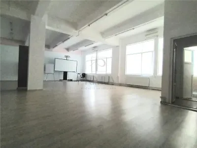 Spatiu Birouri open-space 110 mp - Ultracentral - Timisoara