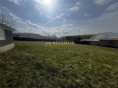 Teren 1630 mp intravilan in Baicoi, zona Dambu. - Baicoi