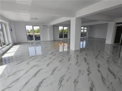 Spatiu comercial | Showroom | Birouri - Suceava