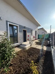Casa individuala,mobilata si utilata complet, Bucium-Visan,400mp teren - Iasi