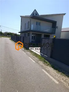 Casa tip S+P+1E zona Maracineni - Maracineni