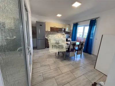 Apartament cu 3 camere si terasa la intare Sura Mare - Sura Mare