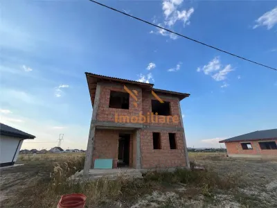 CASA LA ROSU | CIHEI | 145 MP | 471 MP TEREN |  BIHOR - Cihei