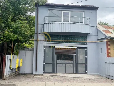 Cladire birouri 200 mp Zona Smardan Palas Prima inchiriere - Iasi