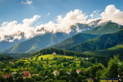 Aleasa Pensiune, pe 1.400 mp teren, in curcubeu montan, Bran, Brasov - Brasov