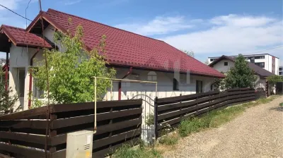 Visani  CASA PARTER acces usor spre oras - Visan