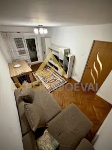 Apartament 2 camere, decomandat Aleea Dobrogei Bulevardul Republicii de inchiriat - Baia Mare