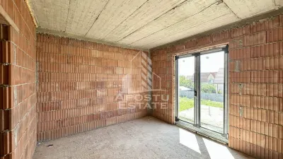 Jumatate de duplex cu 4 camere de vanzare in Giroc - Giroc